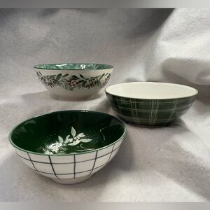 Prima Design Christmas Holiday Bowls, Set of 3 Green and White 4.75”